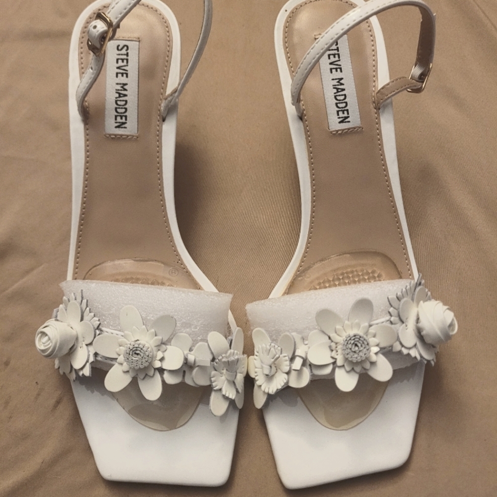 Rosales white Patent Heels